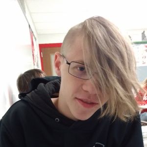 Meet your Posher, Aaron